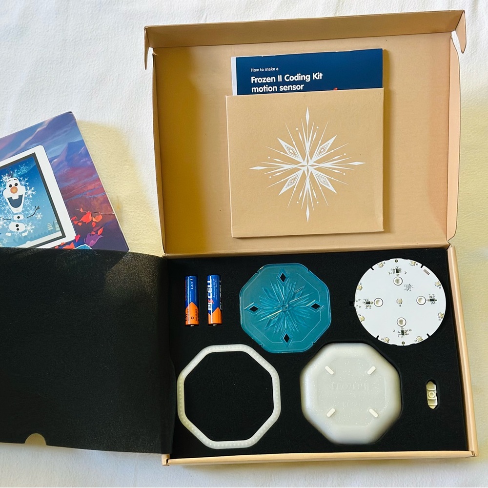 Disney Frozen II Coding Kit - Picture 4 of 7